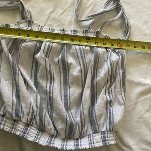 NWT Cropped Summer Top